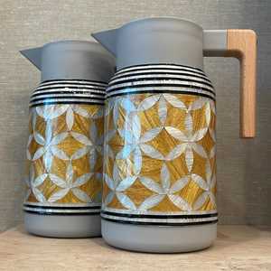 Royal Arabian Mother of Pearl Inlay Tea Pot Handcrafted Shell Kettle para té, café, agua - Product Image 1