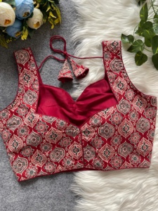 รูปแบบสไตล์เสื้อคอวีที่ทันสมัยเสื้อสามารถใช้ในเสื้อส่าหรีและเสื้อลาเฮงเปิดหลังพร้อมโทนสีเพื่อโทนสี - Product Image 4