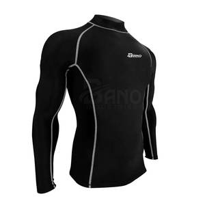 เสื้อกีฬาผ้าไนลอนสแปนเด็กซ์สีพื้นมีเอกลักษณ์สำหรับใช้กลางแจ้งงานตามสั่ง - Product Image 3