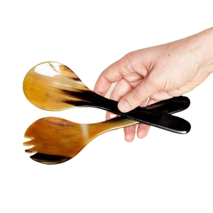 Cubertería Tradicional de Estilo Animal Único, Cuchara de Cuerno de Búfalo Natural Pulido, Diseño Único para Decoración de Mesa de Restaurante - Product Image 1