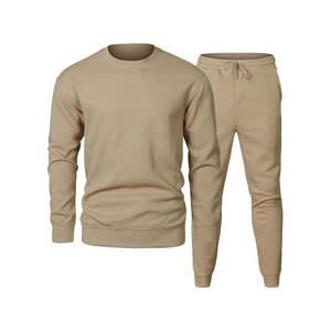 Vente en gros de survêtements Logo personnalisé Vêtements de jogging d'entraînement pour hommes Polo Survêtement pour hommes Ensemble de survêtement d'extérieur pour hommes - Product Image 2