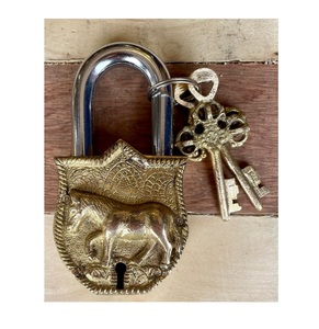 Fournisseur en vrac Serrure à cadenas en fer antique fabricant Fonte faite à la main avec 2 clés - Product Image 1