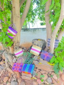 Sac de shopping réutilisable en nylon recyclé tissé à la main, écologique, avec fermeture éclair, sacs de plage rayés, fabriqués en Inde, logo personnalisé, style tendance - Product Image 3