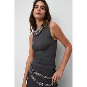 Blusa sin mangas con cuello barco - Product Image 1