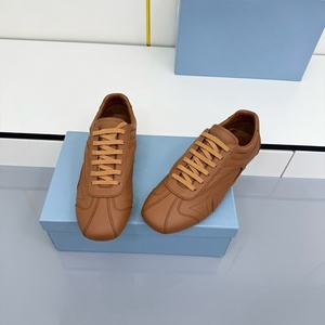 Chaussures de course basses en cuir véritable style urbain, style designer, pour hommes et femmes, chaussures de sport décontractées de style classique - Product Image 5