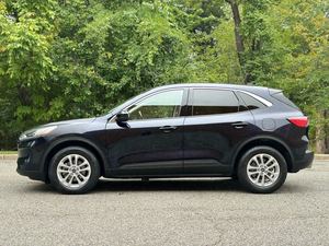 EXCELENTE USADO 2021 ESCAPE SE AWD NEGRO MOTOR DE 8 VELOCIDADES 1.5L 13 TRANSMISIÓN DE GASOLINA TRASMISSIONE AUTOMÁTICA SUV CROSSOVER - Product Image 5