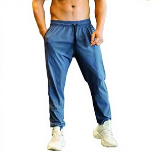 Pantalon de jogging d'entraînement en coton et polyester avec logo personnalisé de haute qualité pour hommes pantalon respirant de sport à séchage rapide pour hommes - Product Image 1