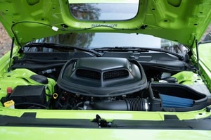 Dodge Challenger R/T Shaker V8 Coupé Automático de 8 Velocidades, Superventas 2023 - Product Image 5