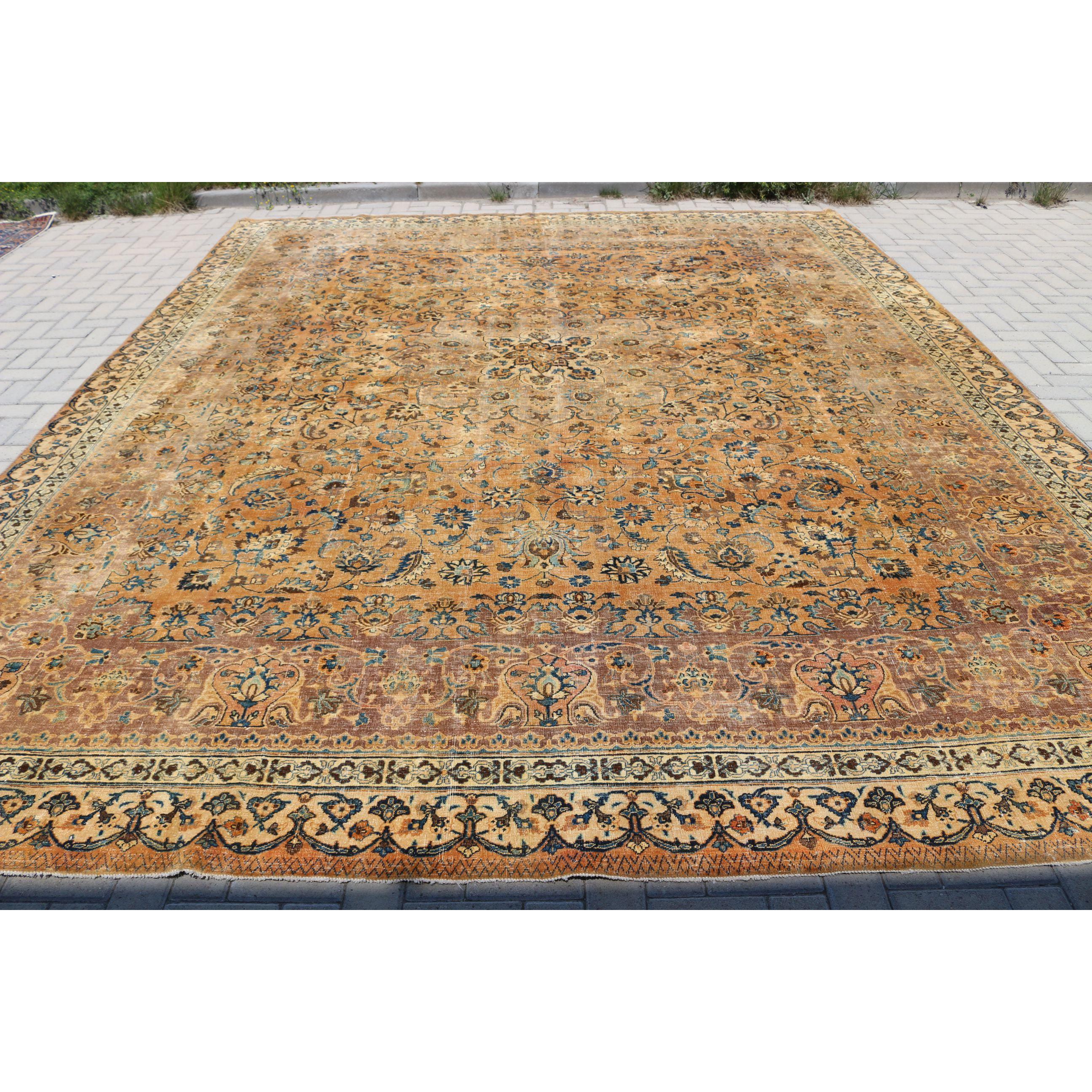 สีน้ำตาล