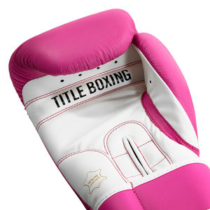 2024ถุงมือชกมวยถุงมือหนัง PU สำหรับเล่นกีฬาทำจากโรงงานมืออาชีพโลโก้ได้อย่างสดใสนานาชาติ - Product Image 5