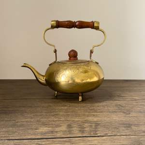 Antique Inspired Brass <b>Tea</b> <b>Kettle</b> For Vintage Kitchen Decor With Heavy Body And Classic Shape - Product Image 5