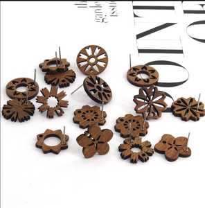 Pendientes de joyería de madera de haya - Product Image 2