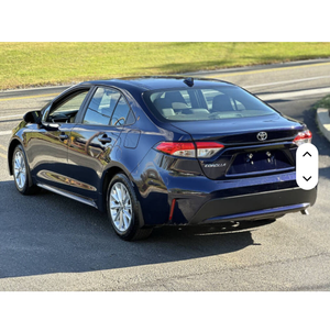 Toyota Corolla L FWD Turbo R21 d'occasion 2022 avec faible kilométrage, toit ouvrant panoramique et sièges en cuir, prêt pour l'expédition - Product Image 2