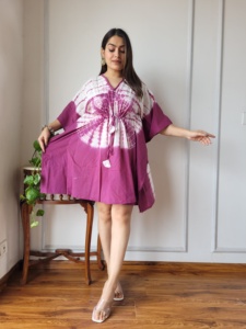 Caftán Corto de Algodón Tejido a Medida con Estampado Ecológico y Cintura con Cordón para Revendedores de Ropa de Boutique - Product Image 4