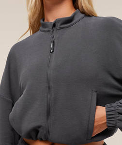 Premium Onyx gris femmes 2 pièces gaufré Midi fermeture éclair survêtement ensemble à capuche et pantalons de survêtement recadrée 2 pièces femmes survêtement ensemble - Product Image 2