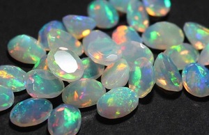 Mehrajudin Gems Opale naturelle multi-feu certifiée par un tiers, qualité AA, couleurs de feu blanc, taille ovale à facettes, pierre précieuse en vrac - Product Image 5