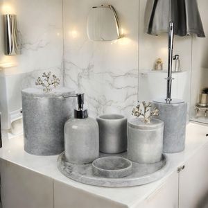 Ensemble de salle de bain minimaliste en résine cinq pièces facile à nettoyer - Product Image 1
