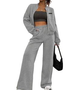 Conjunto de Dos Piezas Corto para Mujer, Sudadera con Capucha, Bolsillos con Cremallera, Pantalones Deportivos con Cordón en la Cintura, Atuendos Casuales Transpirables y a la Moda - Product Image 1