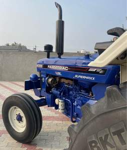 Tractores usados Farmtrac Supermaxx 6055 Farmtrac - Product Image 3