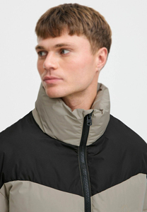 Chaqueta de Invierno para Hombre, Estilo Informal para Exteriores, Exportador Pakistaní, Outfitize International - Product Image 6