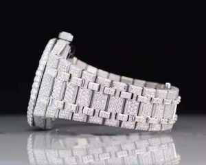 Montre-bracelet pour homme de style hip-hop, diamant moissanite, clarté VVS, mouvement à quartz, bracelet en acier inoxydable, bijoux artisanaux - Product Image 6