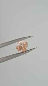 เพชรแฟนซีสีชมพูทรงคุชชั่น 1.5 กะรัต VS1 ได้รับการรับรองจาก IGI เพชร CVD สีแฟนซีเพาะเลี้ยงในห้องปฏิบัติการ สำหรับทำเครื่องประดับหรูหรา - Product Image 5