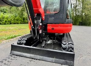 Mini-excavatrice KX033-4 de 3 tonnes avec une capacité de godet de 0,12 m³ à vendre - Product Image 2