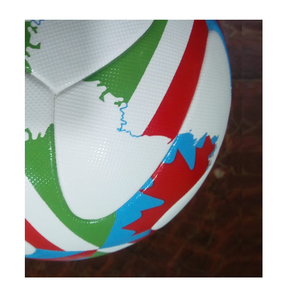 Balones de fútbol multicolores de alto grado Tamaño 4 y 5 Balones de fútbol con servicio OEM para entrenamiento al aire libre - Product Image 6