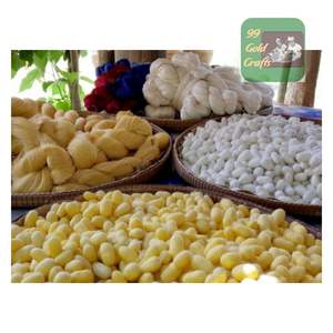 Cocons de ver à soie naturels à 100% pour gommage facial, nettoyage des pores et traitement exfoliant doux à la soie - Product Image 1