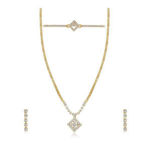 Conjunto de joyería fina de Eugenia, collares y pulsera chapados en oro - Product Image 1