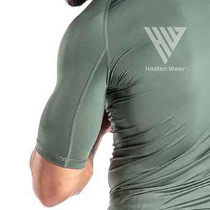 T-shirts de sport de haute qualité à prix imbattables, rashguards pour l'entraînement et la pratique du BJJ, rashguard à manches courtes en faible quantité minimale de commande - Product Image 5