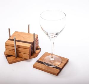 Ensemble de dessous-de-verre en bois mélangé artisanal en forme de larme avec des détails de grain naturel pour une décoration d'intérieur rustique moderne, accent d'exposition - Product Image 2