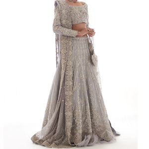 Más vendido último bordado hecho a mano elegante vestido de novia paquistaní disponible a precio asequible - Product Image 5