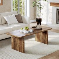Mesa de centro de madera de diseño con forma minimalista y belleza de madera natural para interiores de casas modernas