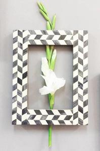 Cadre photo incrusté de résine de style élégant décoration murale de qualité supérieure cadres photo en bois cadres photo d'art mural par Star Crafts India - Product Image 3