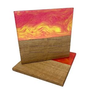 Posavasos únicos de madera de olivo y resina epoxi cuadrados al por mayor posavasos únicos con borde de resina de madera para beber café té - Product Image 1