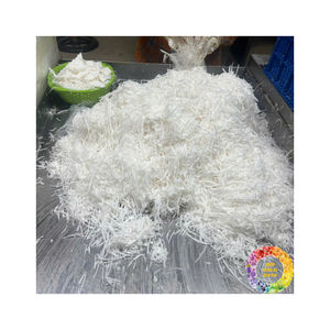 Grande quantité de viande de noix de coco congelée Jeune viande de noix de coco prête pour l'exportation offrant une grande saveur Prix et qualité compétitifs - Product Image 4