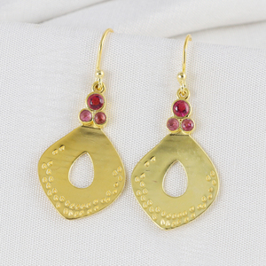 Pendientes de turmalina de diseño único, Plata de Ley 925 chapada en oro, bonitos pendientes hechos a mano para niñas - Product Image 2