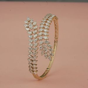 Bracelet élégant en diamant de laboratoire de 10,34 carats, taille brillant, or rose, argent, certifié IGI, pour femme, Swaroop Diamond - Product Image 1