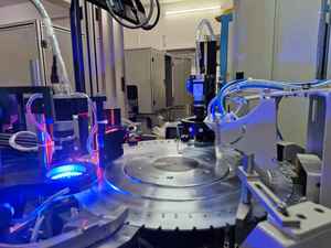 Système d'inspection par vision dans une machine d'inspection automatique à grande vitesse pour trier les disques métalliques et les écrous de vis - Product Image 5