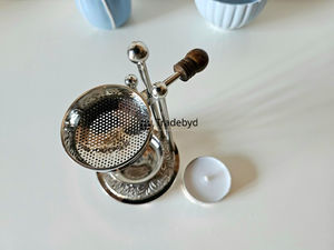 Main Tradebyd Métal Bakhoor Brûleur Décoratif Arabe Mukhbar Idéal pour les Acheteurs de Cadeaux de Luxe - Product Image 5