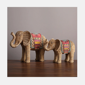 Adornos de ratán de elefante hechos en Vietnam Material ecológico utilizado para decoración del hogar Adornos al por mayor - Product Image 6