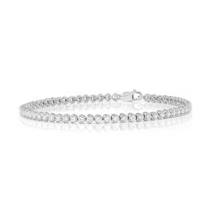 Bracelet tennis en diamant rond serti à griffes, design luxueux en forme de cœur - Product Image 1