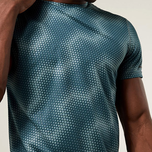 Tenues en jersey imprimé par sublimation, vêtements de sport de marque à manches courtes de bonne qualité avec t-shirts en polyester 100% pour hommes de BD - Product Image 4