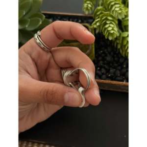 Bague en argent sterling plaqué or rose avec coquille d'huître épineuse violette de fabrication navajo, taille 6.5, sertissage clos, taille unique, cadeau idéal - Product Image 5