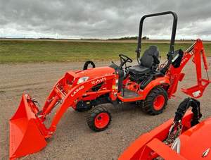 Nuevo Tractor Utilitario Compacto Kubota BX25D 2025 Diésel 4x4 con Cargador y Retroexcavadora – Alto Rendimiento, Listo para Enviar, Precio Muy Económico - Product Image 2