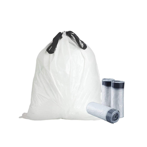 Sacs en plastique PE personnalisés sur rouleau avec surface gaufrée pour expédition et stockage de déchets, en provenance du VIETNAM - Product Image 3