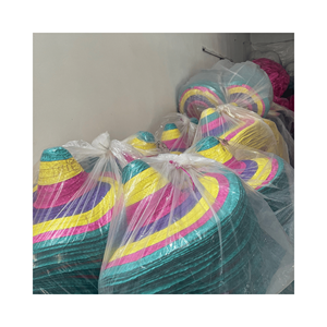 Sombrero Mexicano de Paja, hecho a mano por artesanos, material: paja tejida; uso: decoración de atuendos; origen: Vietnam, hecho a mano - Product Image 3