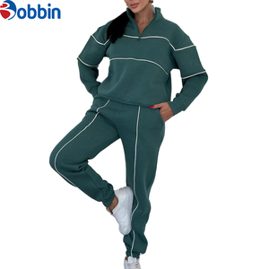 Completo Sportivo Invernale Personalizzato di Tendenza, 2 Pezzi <span class=keywords><strong>con</strong></span> Collo Alto e Mezza Zip, <span class=keywords><strong>Felpa</strong></span> e Pantaloni <span class=keywords><strong>con</strong></span> Design a Righe per Donna - Product Image 4