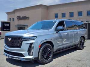 2024 CT4-V Blackwing Fleetwood Voiture d'occasion haut de gamme avec sièges en cuir foncé Transmission automatique Moteur 8L - Product Image 5